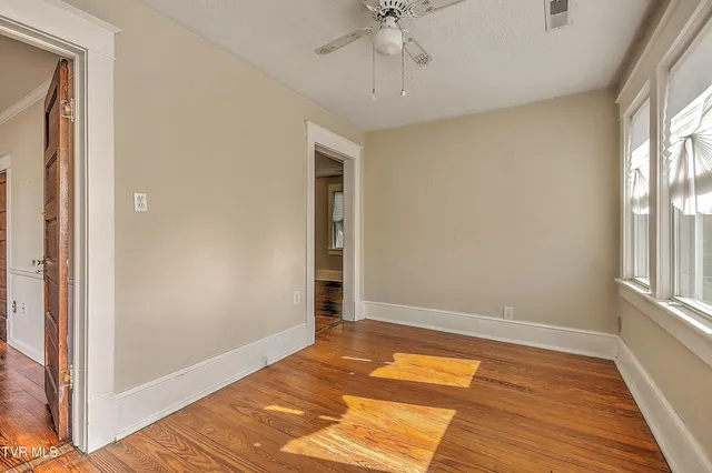 $249,000 | 1009 Lawrence Avenue, Bristol, VA 24201