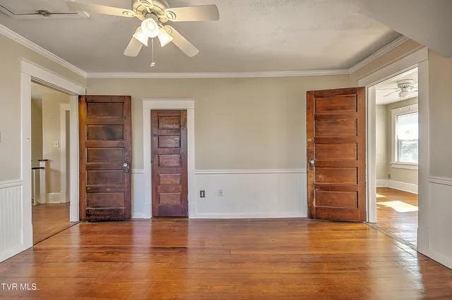 $249,000 | 1009 Lawrence Avenue, Bristol, VA 24201