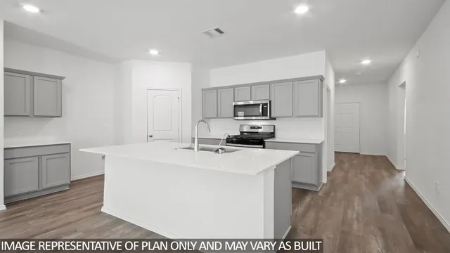 $289,990 | 235 Golden Eagle Boulevard, New Waverly, TX 77358