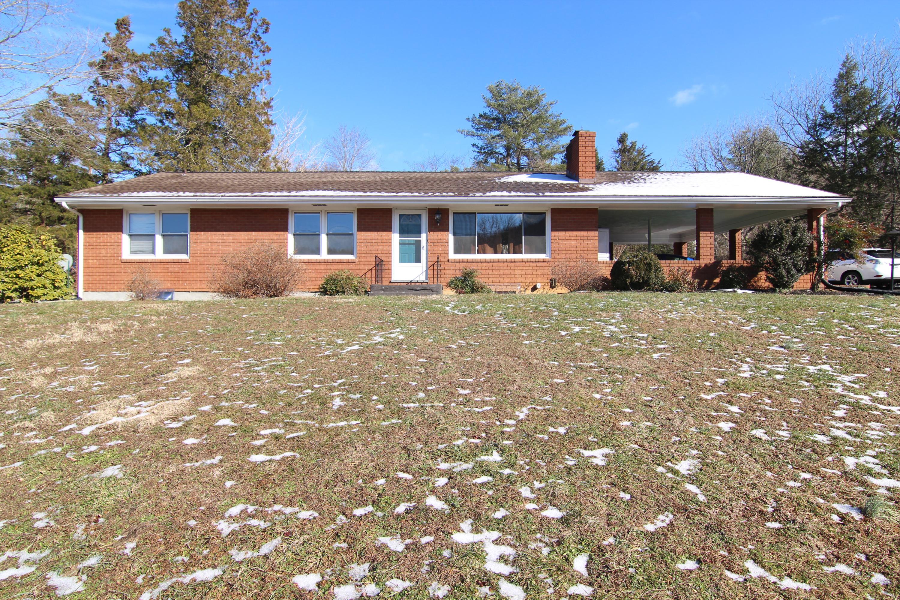 5608 Merriman Road Roanoke, VA 24018 - Photo 40 of 40 IMG_1308