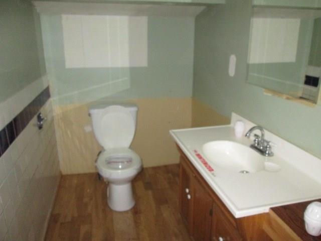 28 Graham Lane Eddington, ME 04428 - Photo 10 of 21 Half Bath