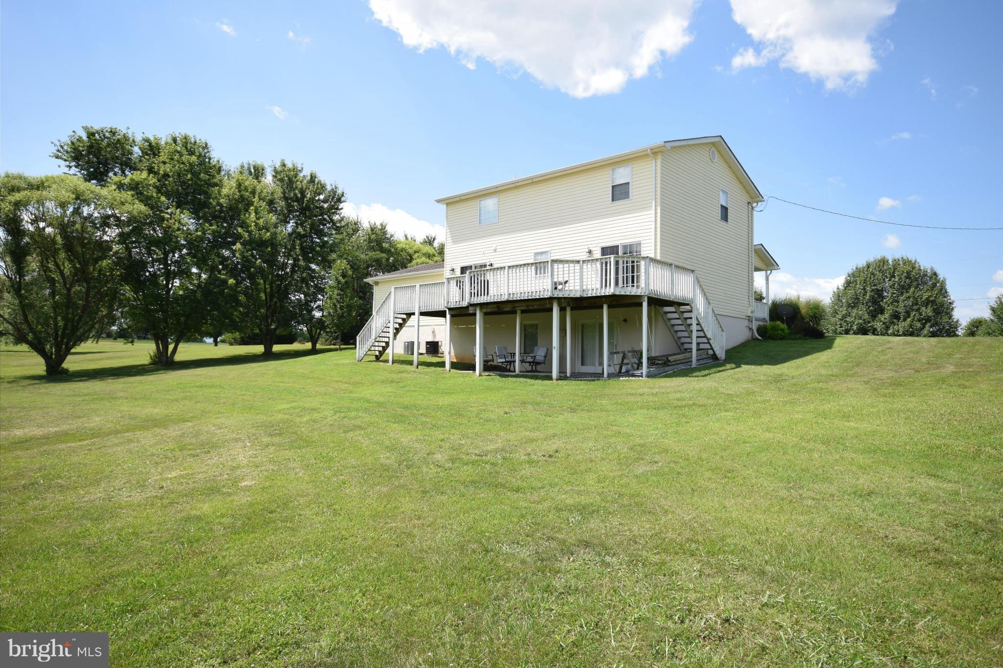 176 Grove Farm Road Front Royal, VA 22630 - Photo 5 of 30 Exterior (Rear)