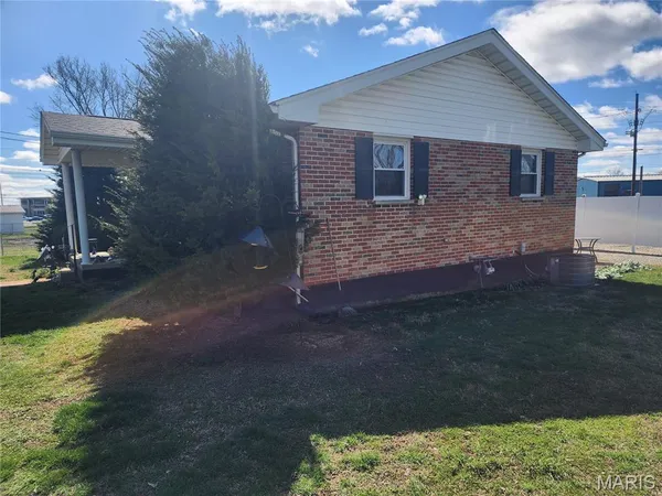 $349,900 | 709-713 Janey Drive, Farmington, MO 63640
