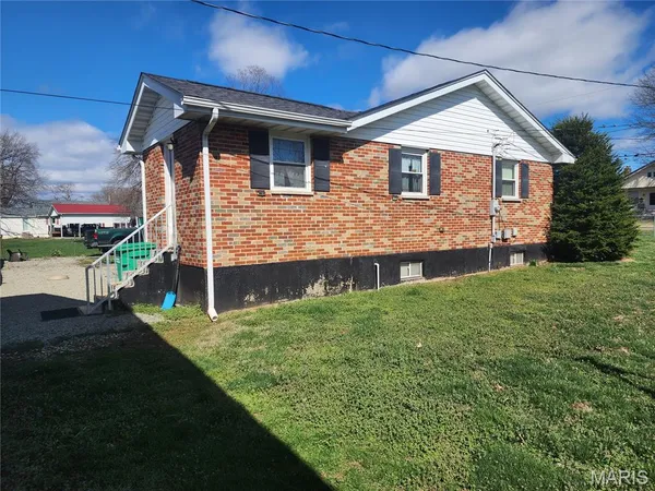 $349,900 | 709-713 Janey Drive, Farmington, MO 63640