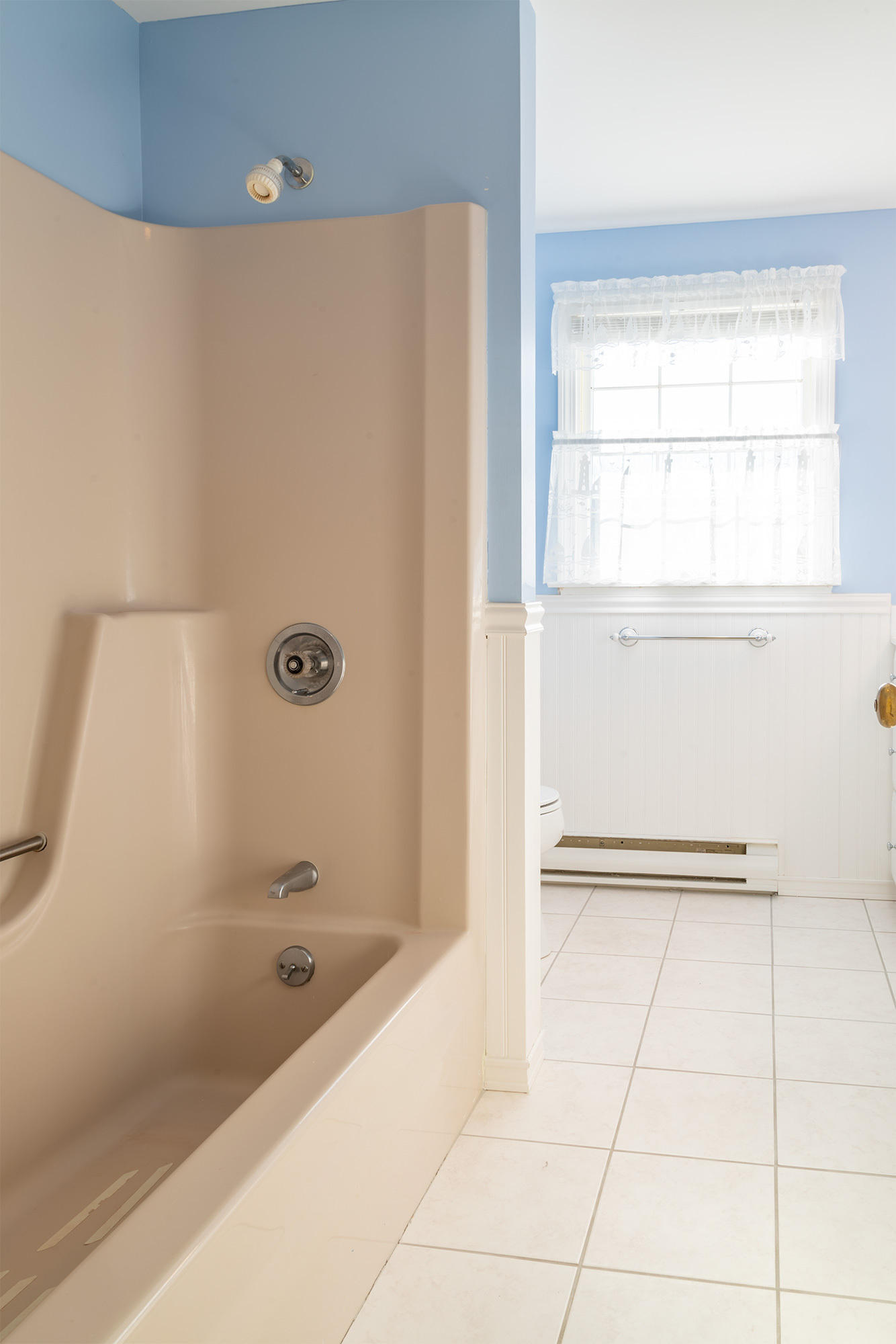 93 Depot Road, Unit 11 Chatham, MA 02633 - Photo 19 of 30 Guest Bathroom