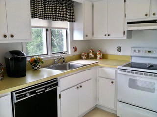 93 Depot Road, Unit 11 Chatham, MA 02633 - Photo 10 of 30 Kitchen Furnished