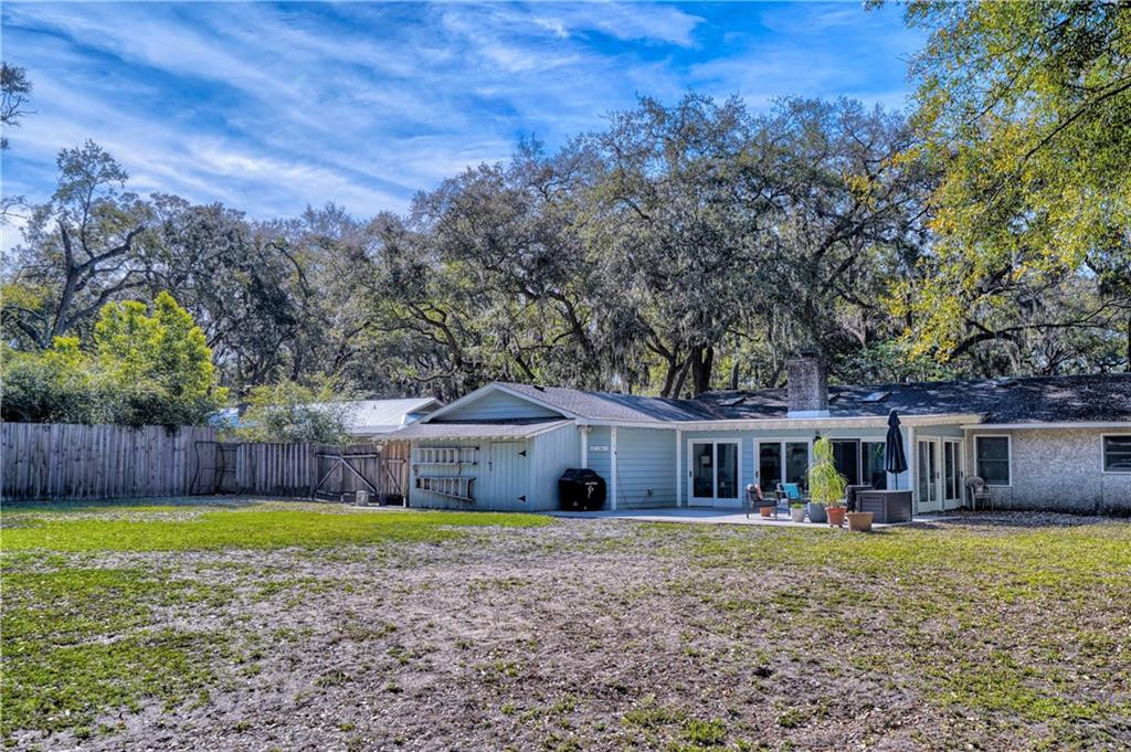 408 Couper Avenue St. Simons Island, GA 31522 - Photo 2 of 35