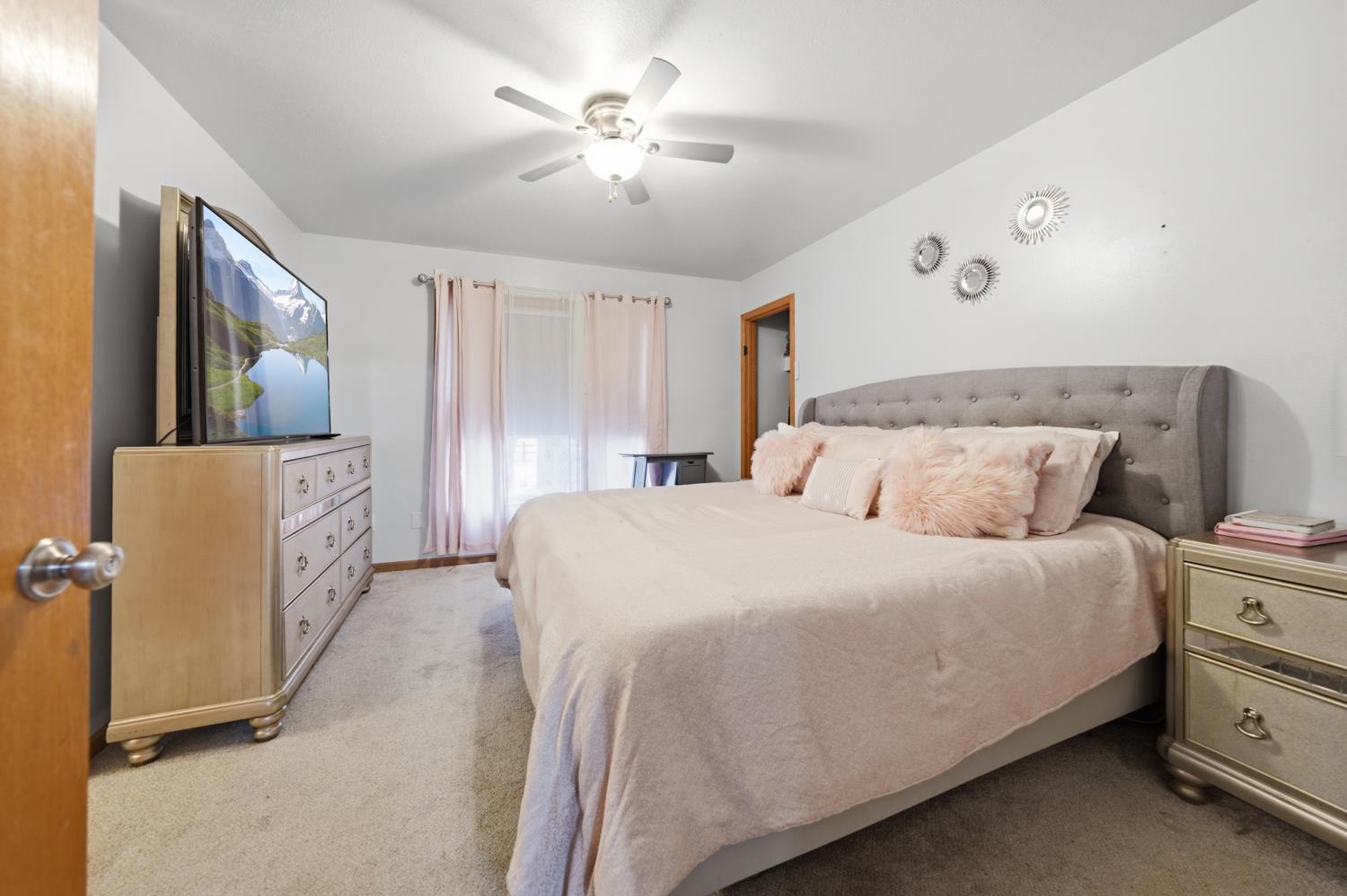 867 Plank Road Menasha, WI 54952 - Photo 12 of 33