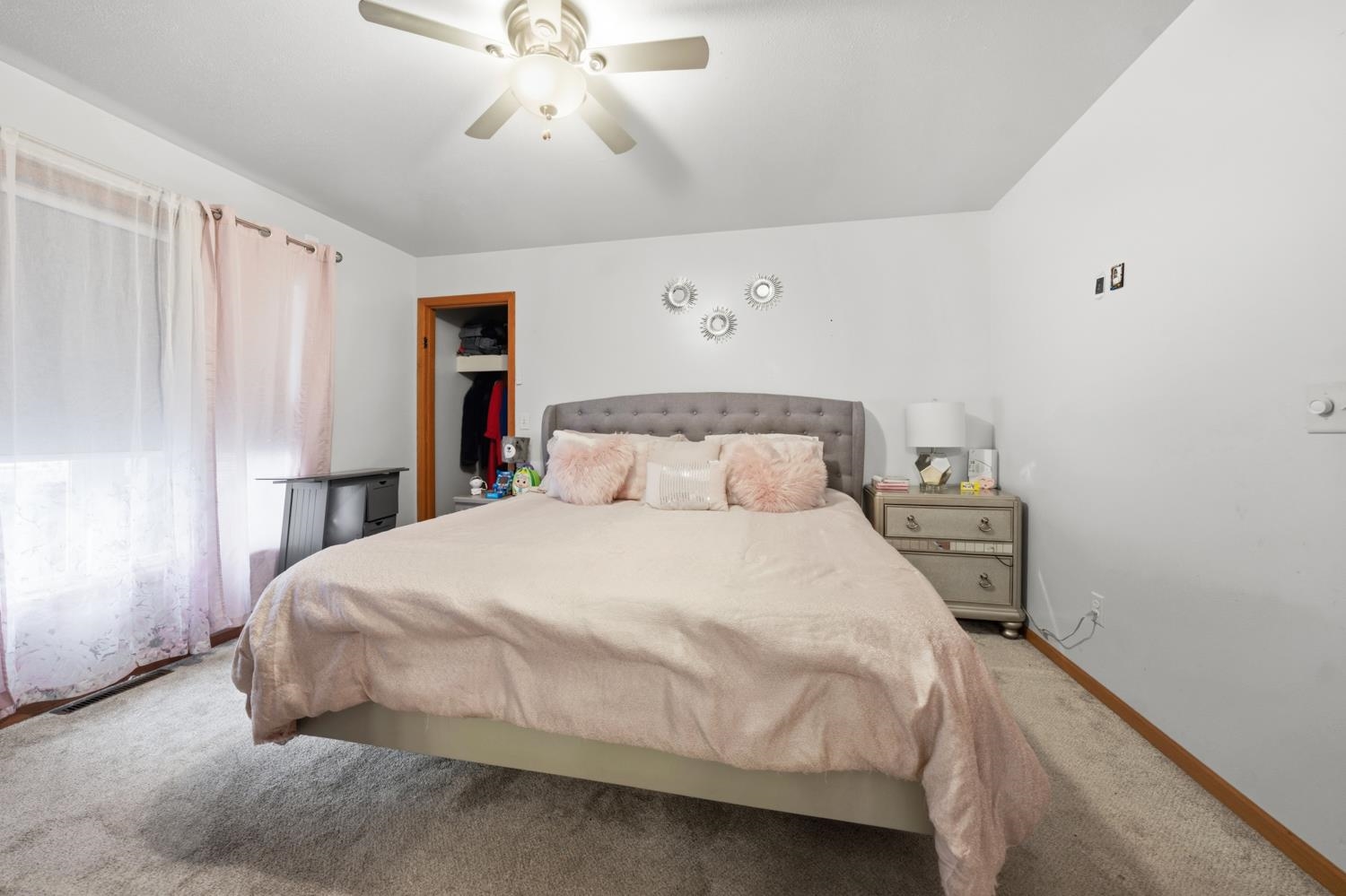 867 Plank Road Menasha, WI 54952 - Photo 13 of 33