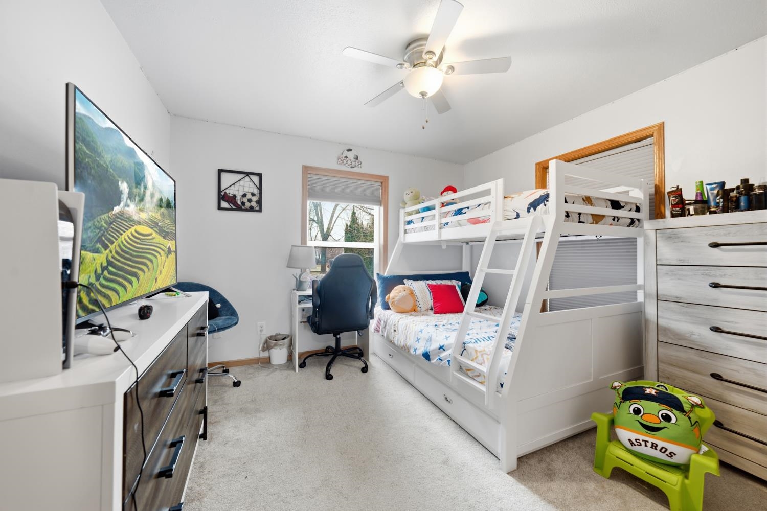 867 Plank Road Menasha, WI 54952 - Photo 16 of 33