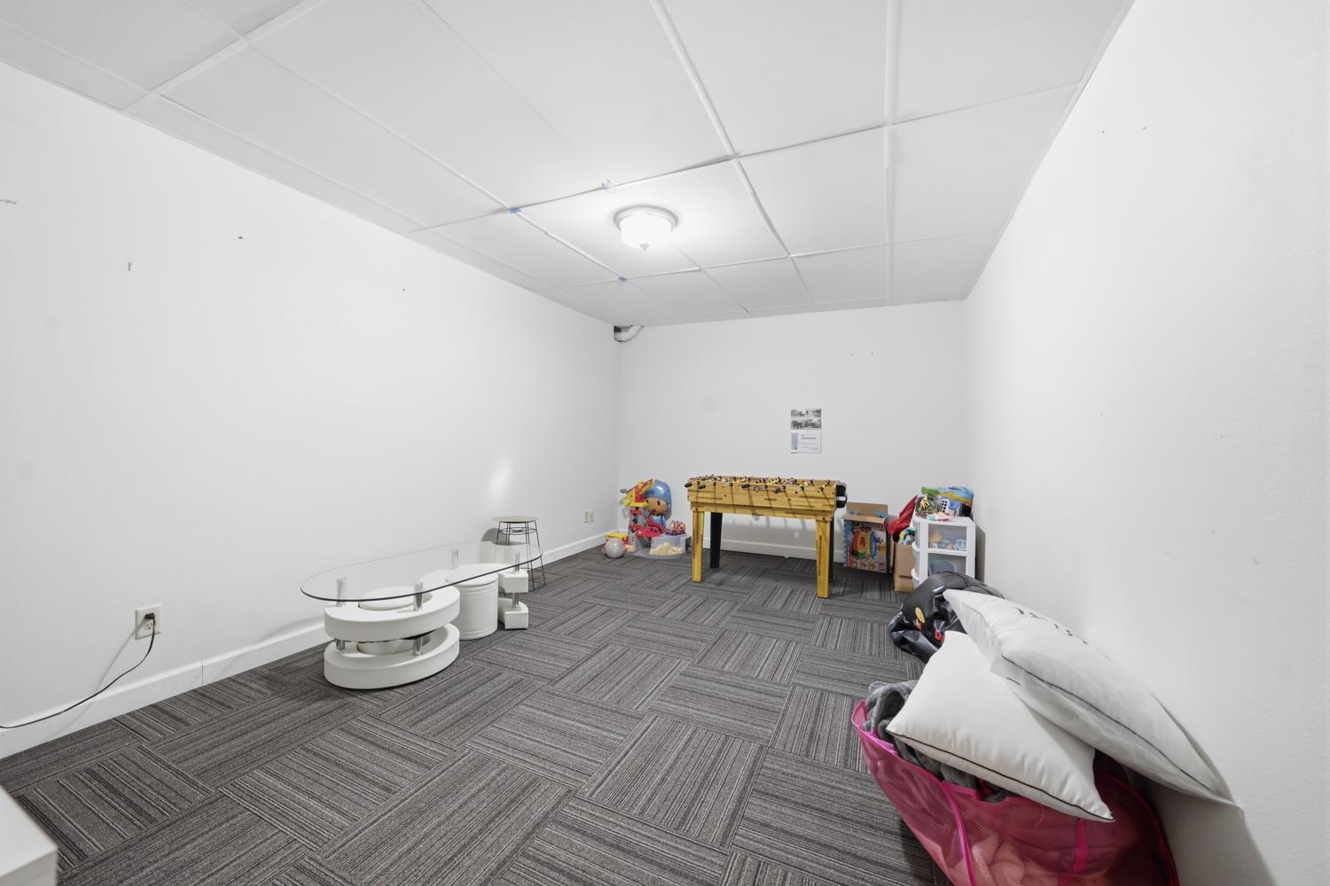 867 Plank Road Menasha, WI 54952 - Photo 23 of 33