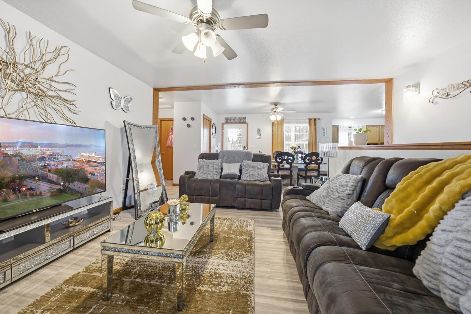 867 Plank Road Menasha, WI 54952 - Photo 9 of 33