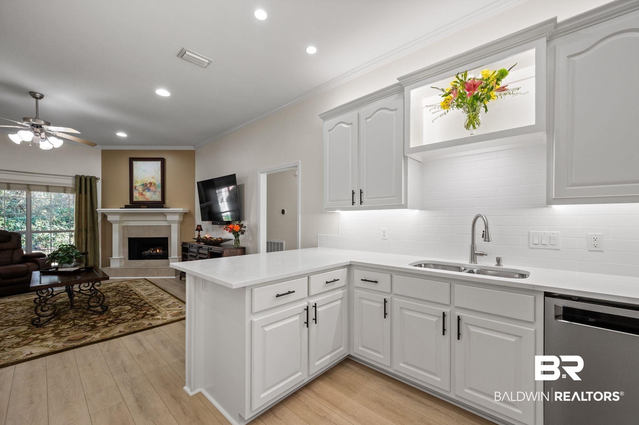 10527 South Side Loop Fairhope, AL 36532 - Photo 5 of 38 Gallery Image 5