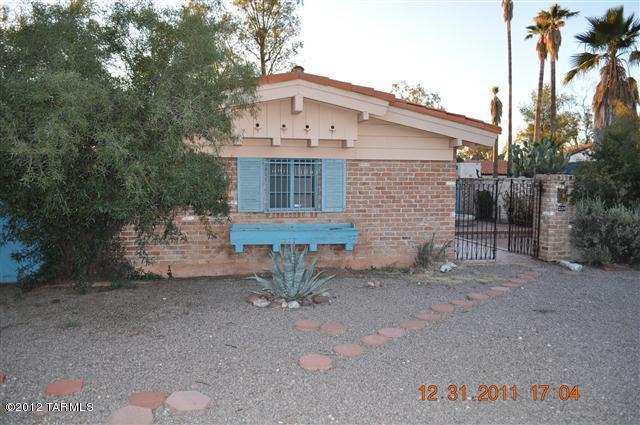 320 South Country Club Road Tucson, AZ 85716 - Photo 2 of 38 Gallery Image 2