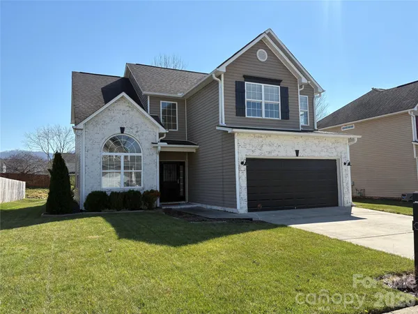 $499,900 | 89 Woodfern Road, Fletcher, NC 28732