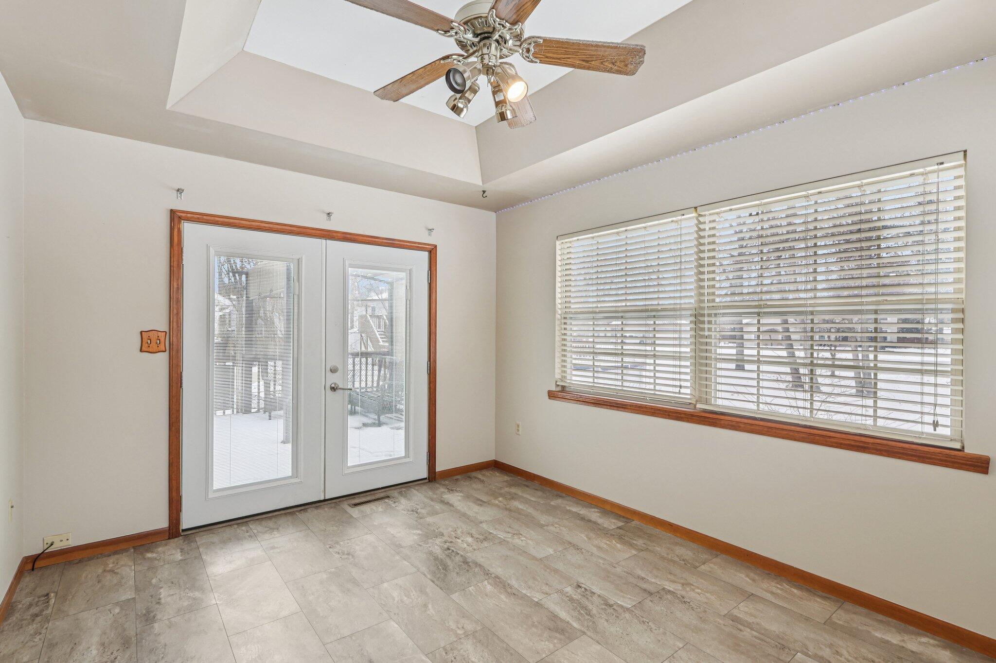 781 David Boulevard Chesterton, IN 46304 - Photo 4 of 56 2048x1365