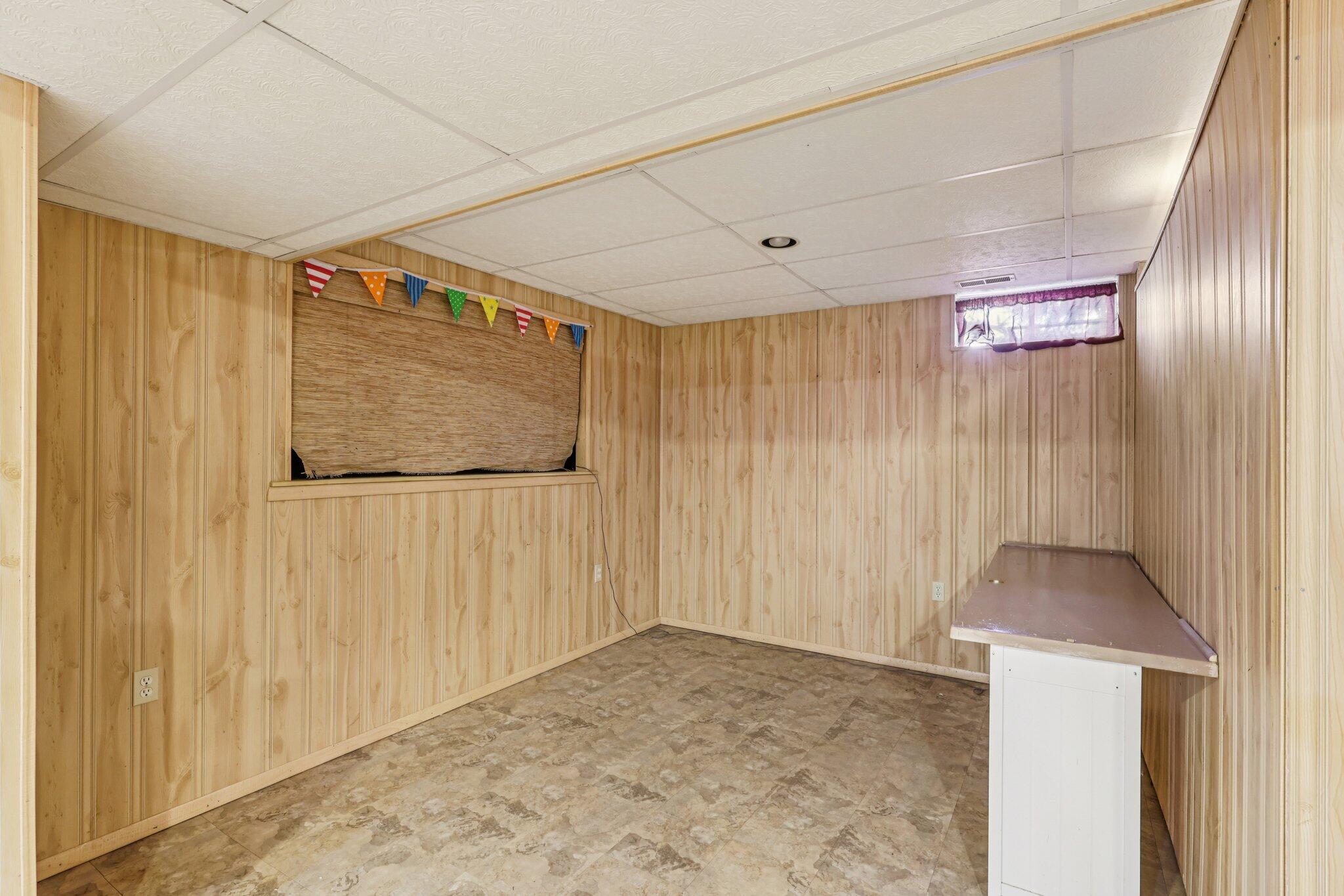 781 David Boulevard Chesterton, IN 46304 - Photo 46 of 56 2048x1365