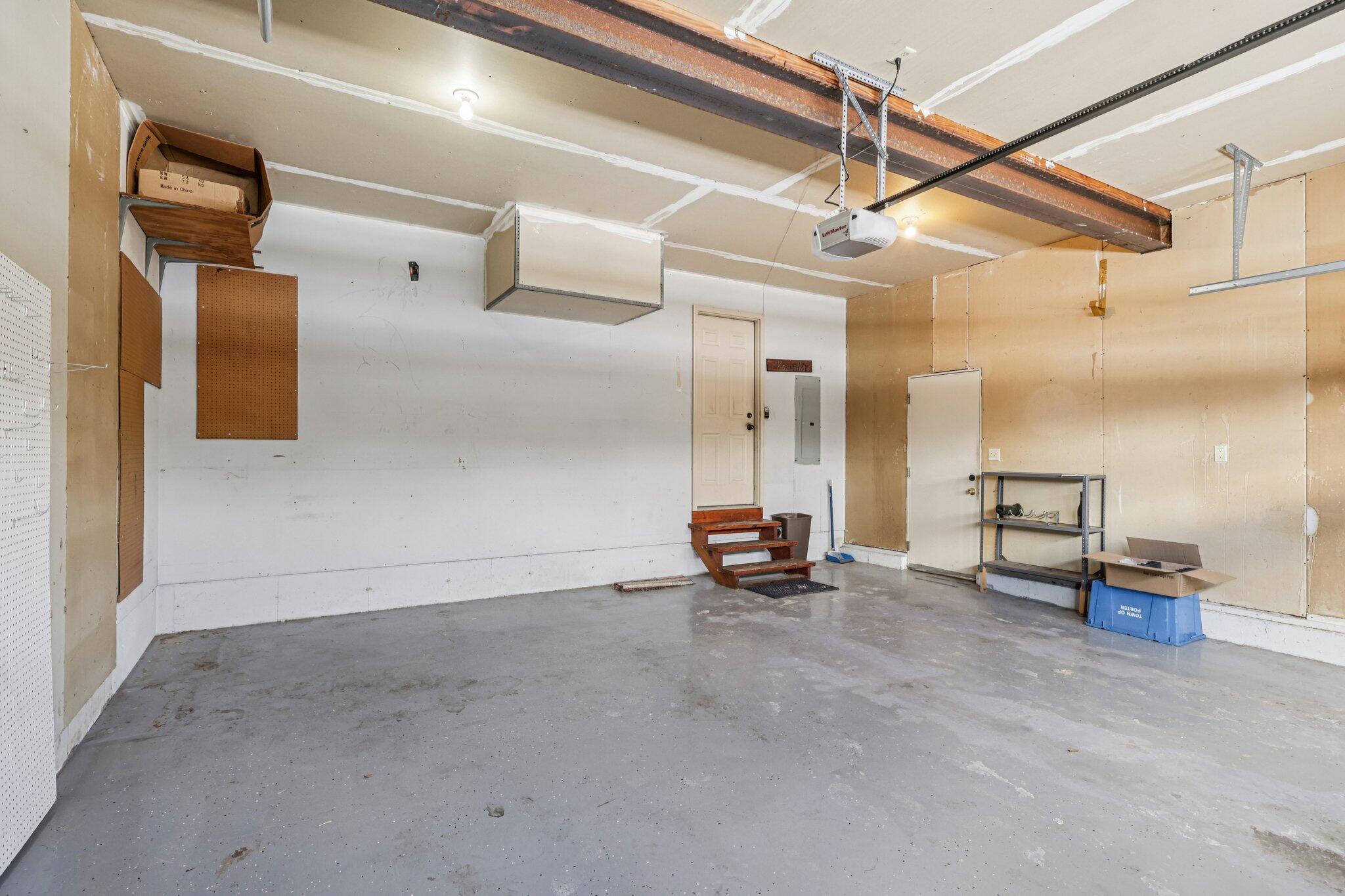 781 David Boulevard Chesterton, IN 46304 - Photo 49 of 56 2048x1365