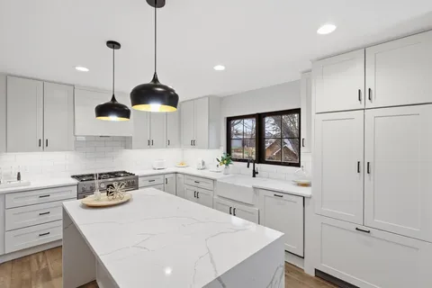 $1,075,000 | 4824 West 40th Lane, St. Louis Park, MN 55416