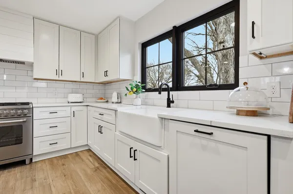 $1,200,000 | 4824 West 40th Lane, St. Louis Park, MN 55416