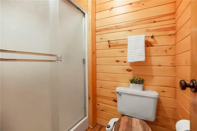 $614,900 | 34509 East 323rd Street, Garden City, MO 64747