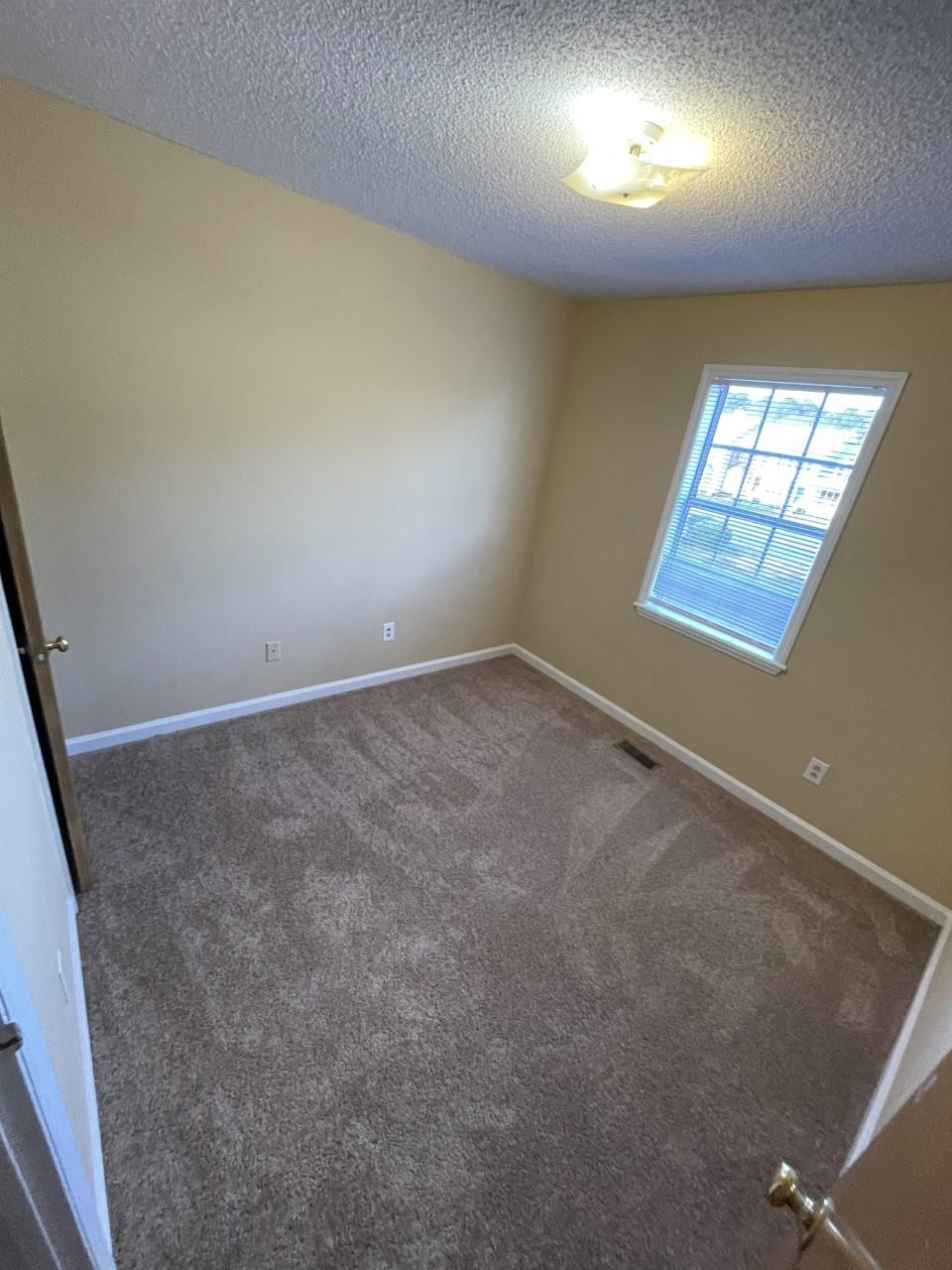 4208 Kaplan Drive Raleigh, NC 27606 - Photo 7 of 11 Photo 7