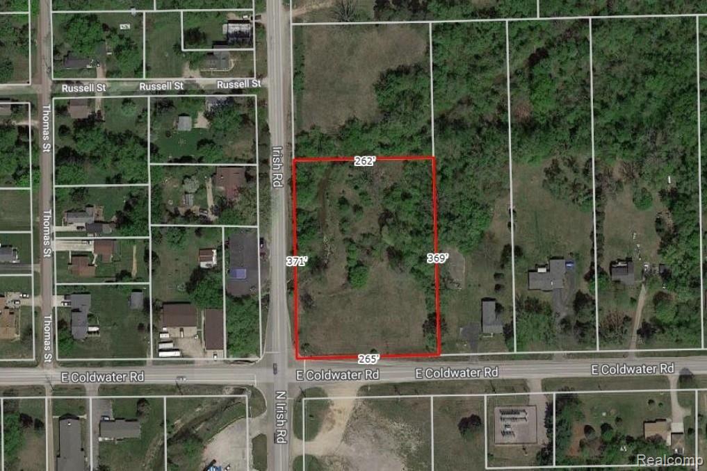 8021 East Coldwater Road Davison, MI 48423 - Photo 3 of 6