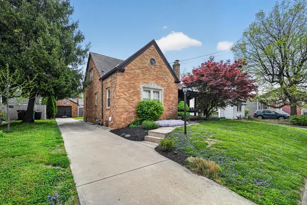 $309,900 | 420 Ludlow Street, Lawrenceburg, IN 47025