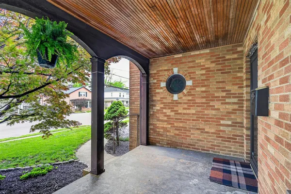 $309,900 | 420 Ludlow Street, Lawrenceburg, IN 47025