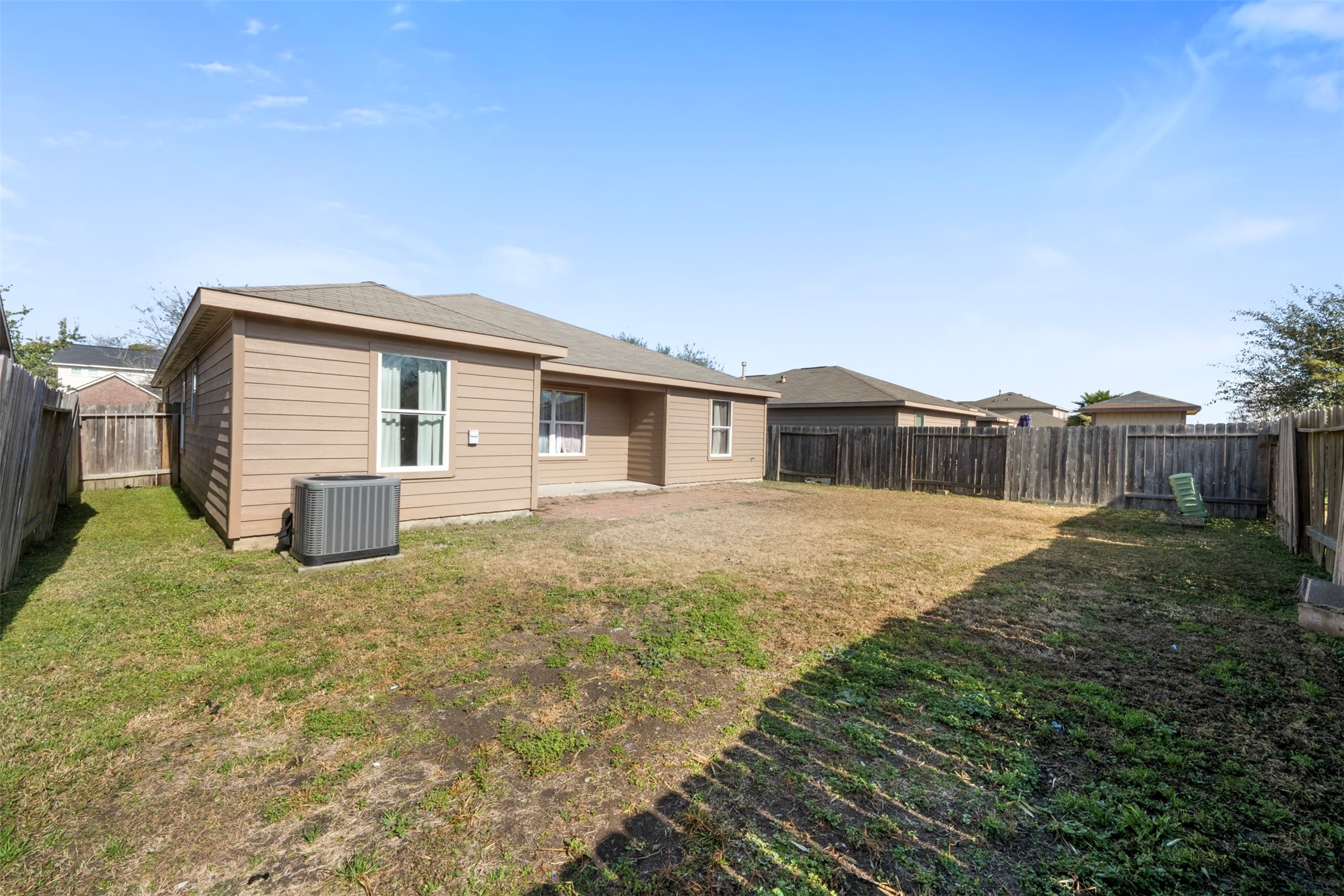 830 Paradise Road Baytown, TX 77521 - Photo 25 of 34
