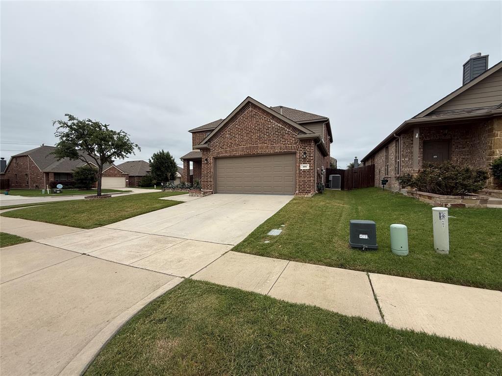 101 Rocky Pine Road McKinney, TX 75072 - Photo 9 of 39 a house view with a outdoor space