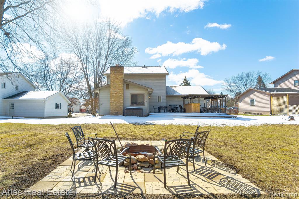 5503 Copley Square Road Grand Blanc, MI 48439 - Photo 12 of 48 Gallery Image 12