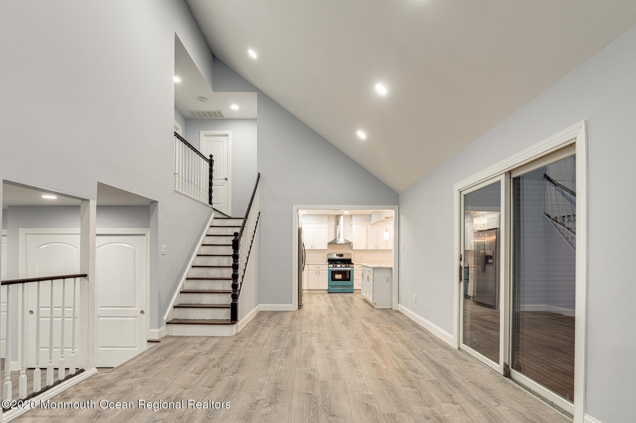 6 Wagon Road Hazlet, NJ 07730 - Photo 18 of 40 Family Room