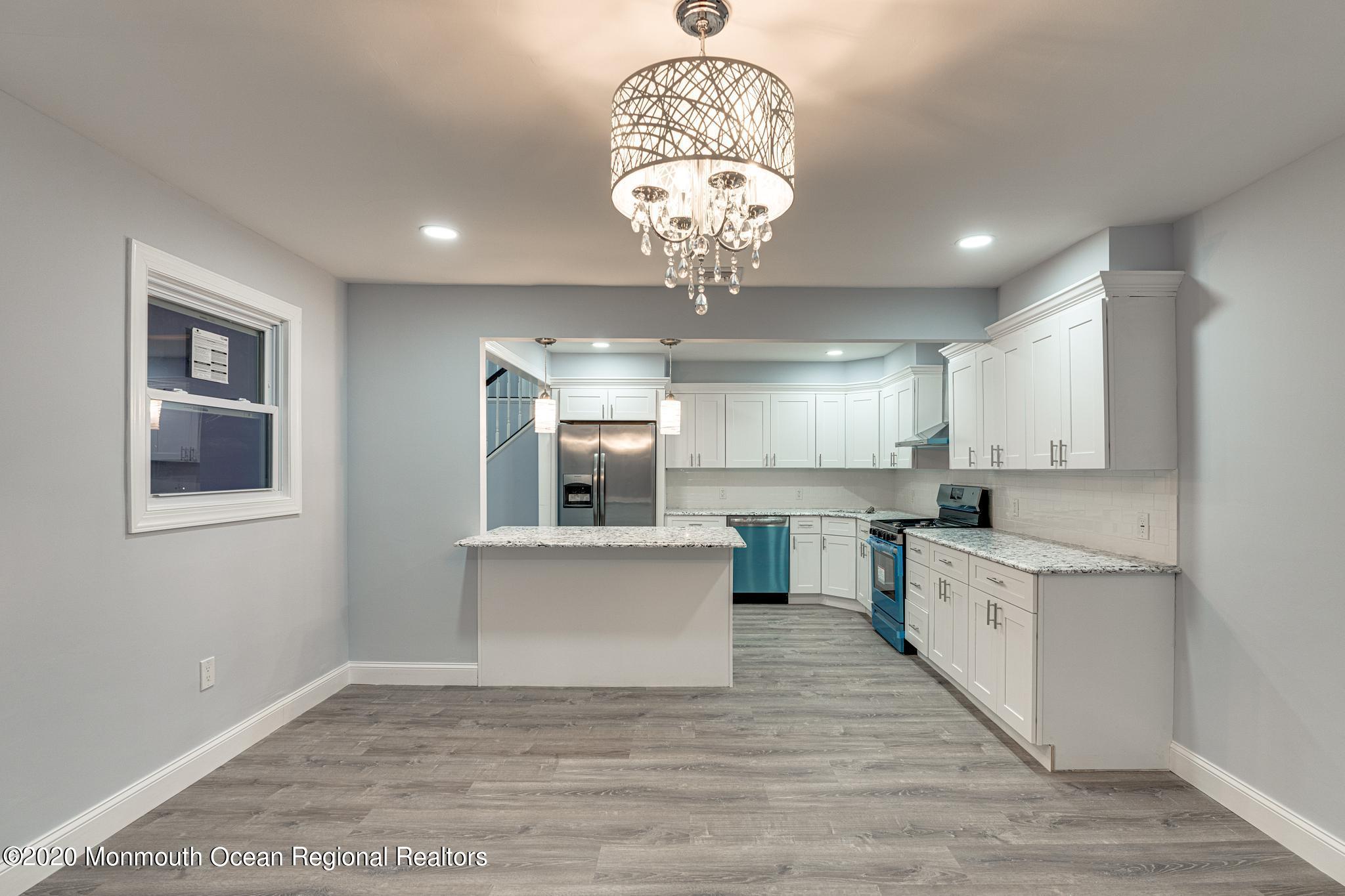 6 Wagon Road Hazlet, NJ 07730 - Photo 21 of 40 Dinning Room
