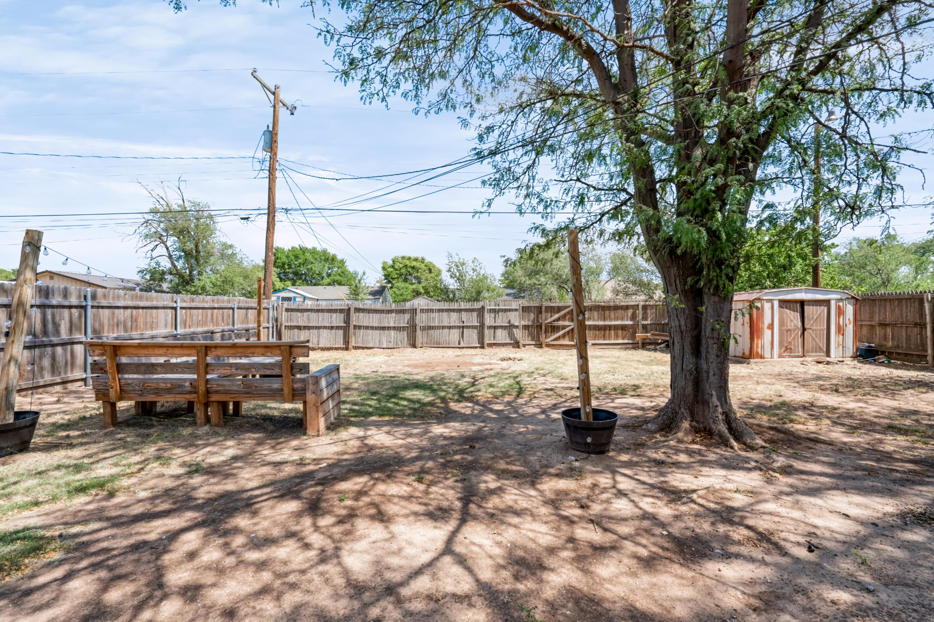 4119 Crockett Street Amarillo, TX 79110 - Photo 25 of 26 BACK YARD