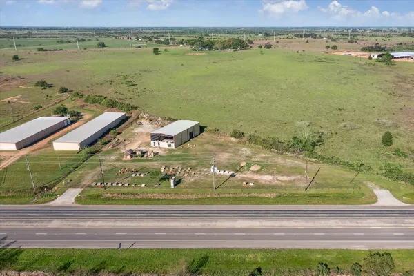 $899,000 | 3395 Highway 36, Sealy, TX 77474