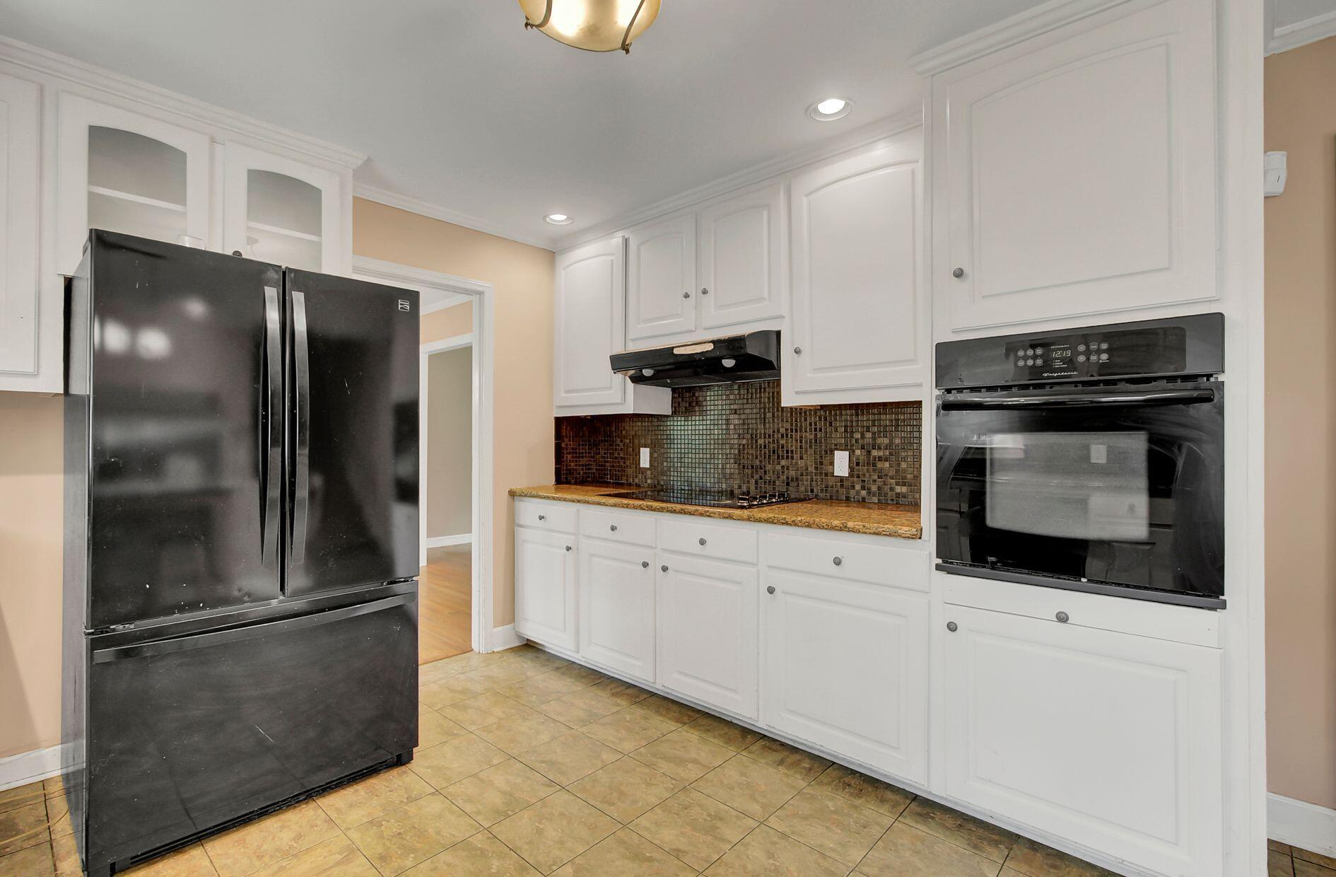111 Pecan Road Walterboro, SC 29488 - Photo 12 of 28 kitchen