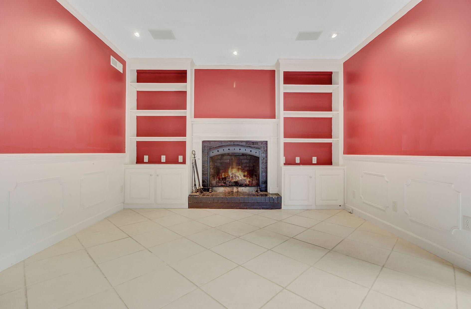 111 Pecan Road Walterboro, SC 29488 - Photo 14 of 28 family room