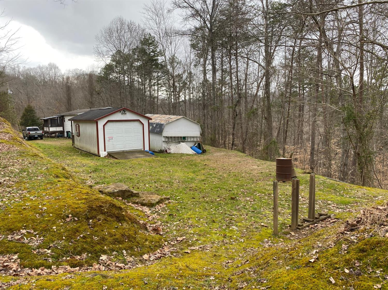 145 Copper Ridge Drive Heidrick, KY 40949 - Photo 25 of 28 Photo 25