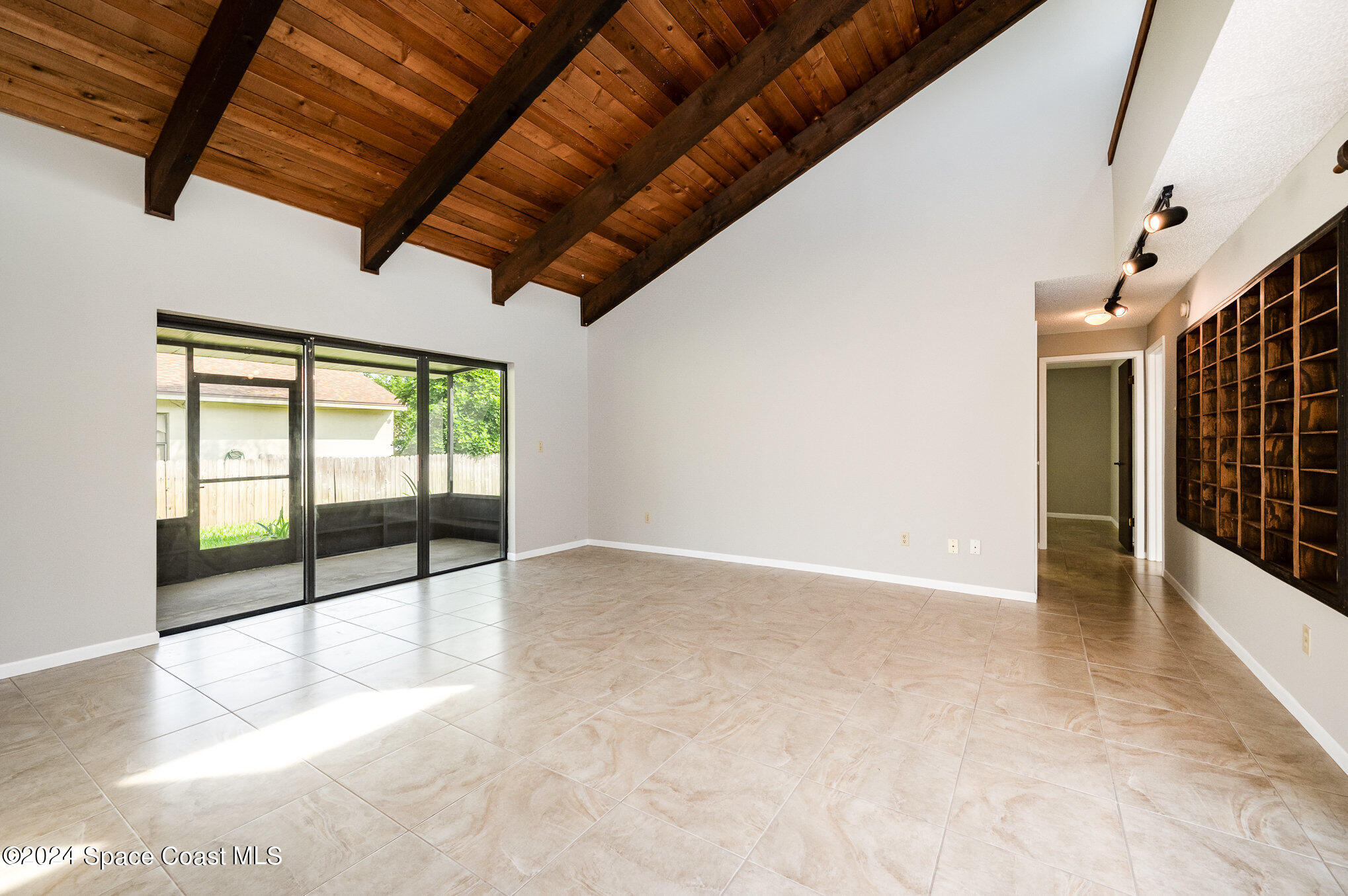 314 Myrtlewood Road Melbourne, FL 32940 - Photo 11 of 15 011_dsc_2525-edit_339