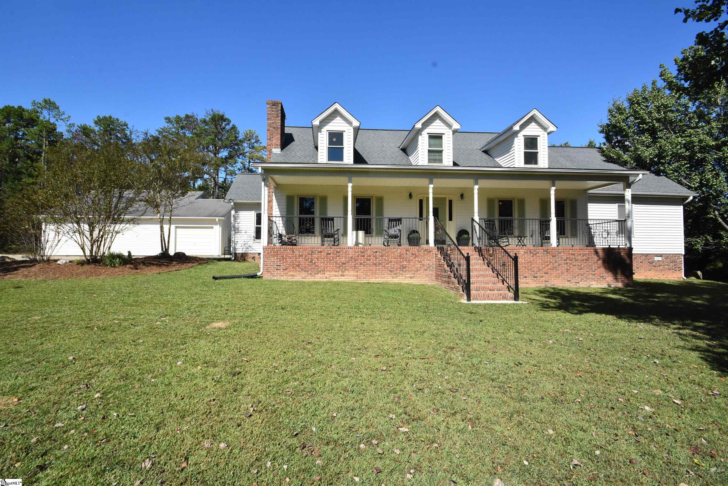 623 Lee Vaughn Road Simpsonville, SC 29681 - Photo 15 of 49 Gallery Image 15