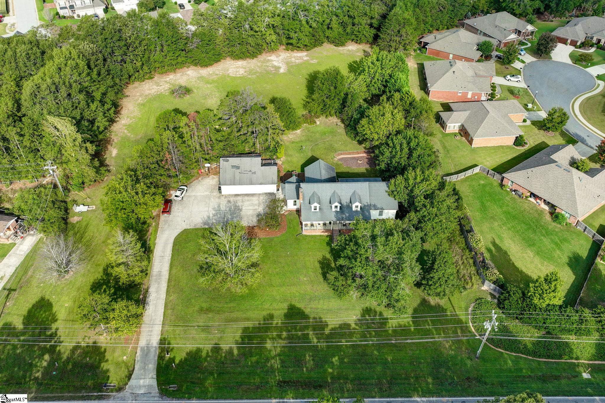 623 Lee Vaughn Road Simpsonville, SC 29681 - Photo 2 of 49