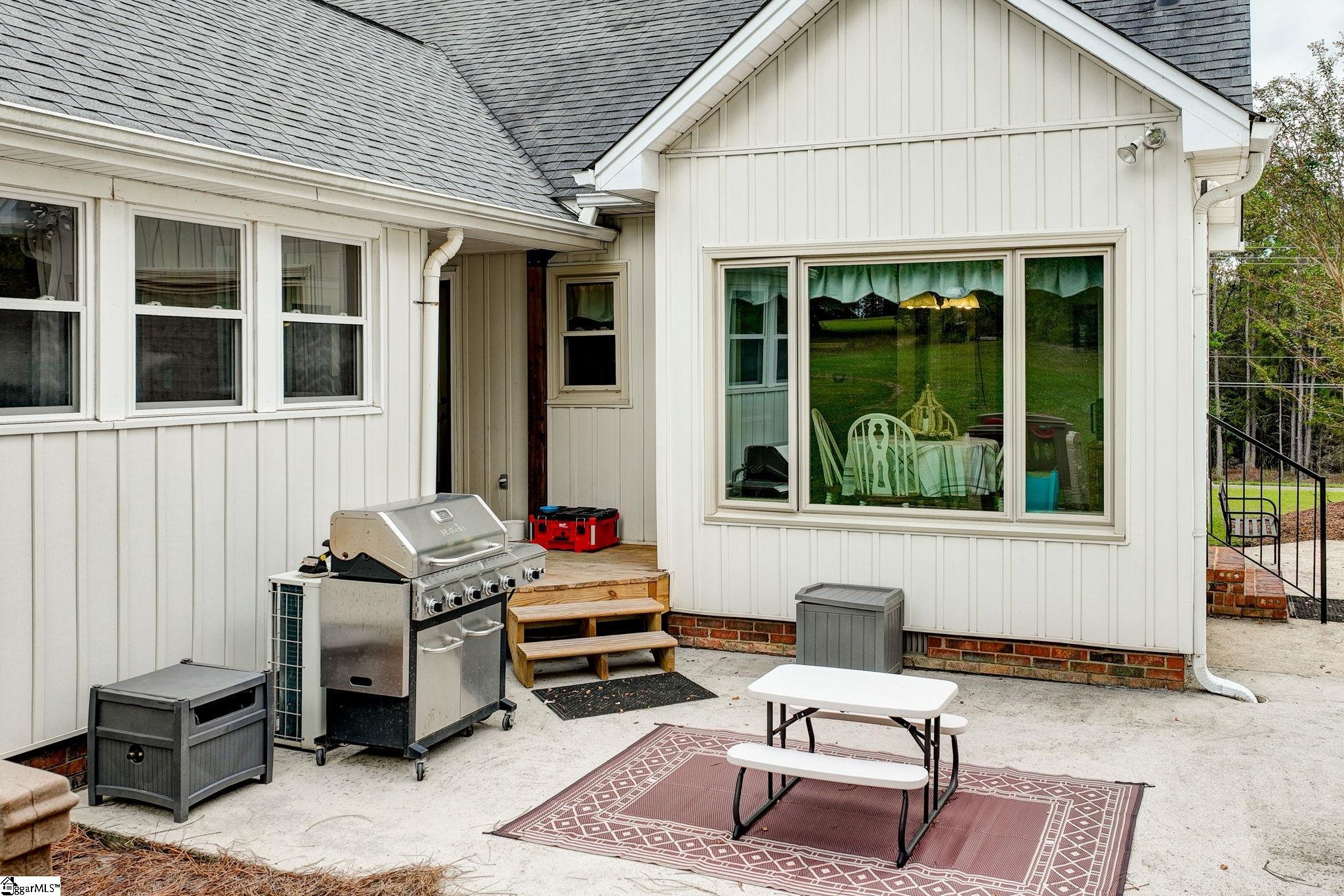 623 Lee Vaughn Road Simpsonville, SC 29681 - Photo 37 of 49