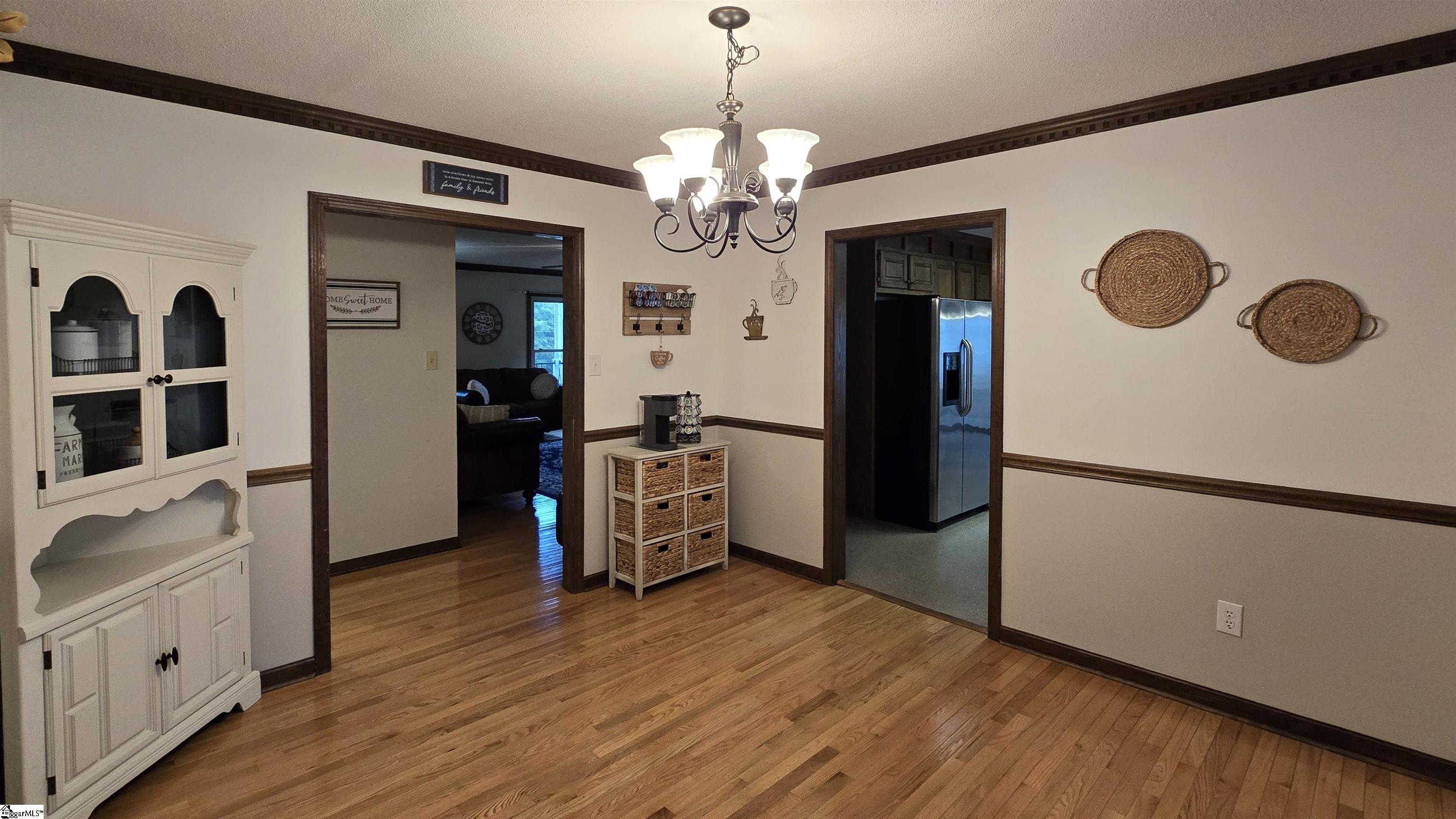 623 Lee Vaughn Road Simpsonville, SC 29681 - Photo 6 of 49 Gallery Image 6