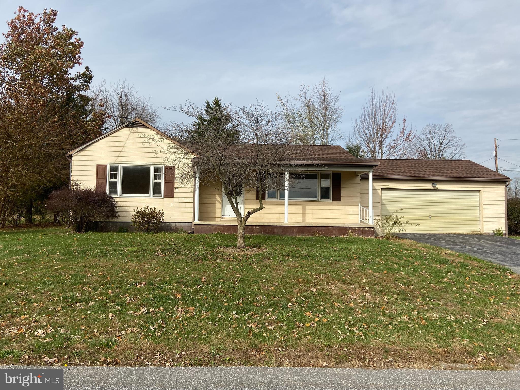 653 Alexander Spring Road Carlisle, PA 17015 - Photo 2 of 20 Gallery Image 2