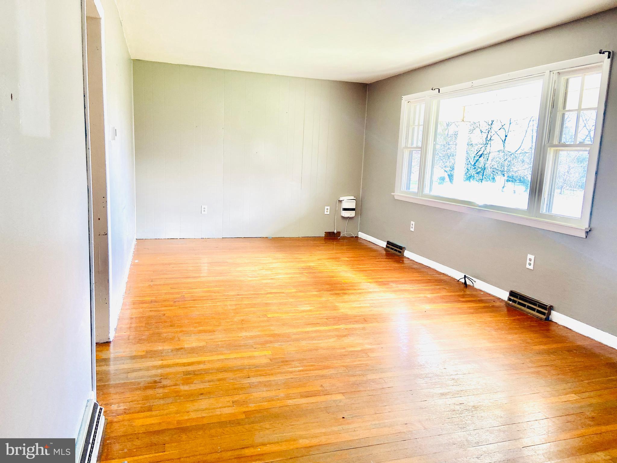 653 Alexander Spring Road Carlisle, PA 17015 - Photo 3 of 20 Gallery Image 3