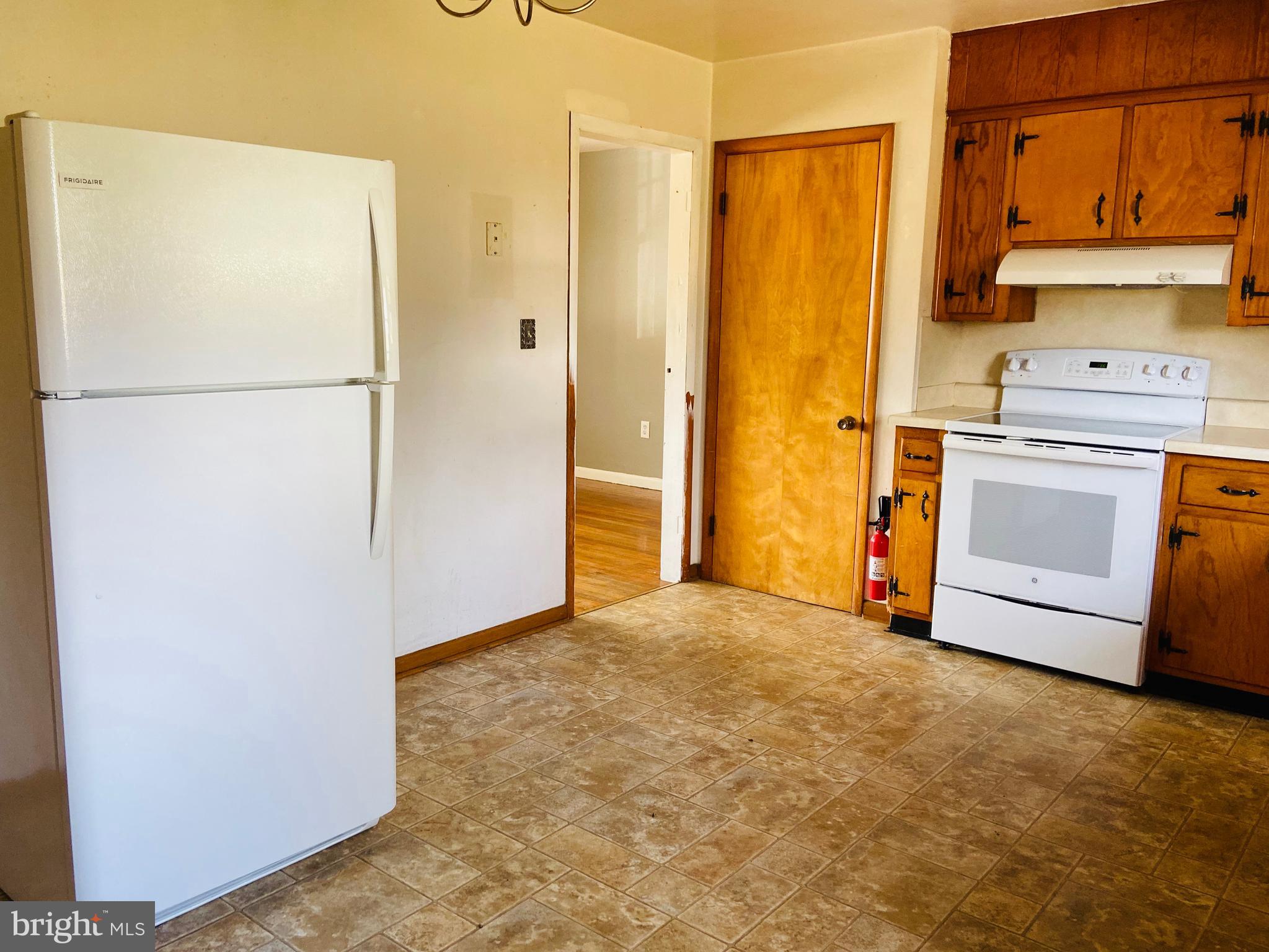 653 Alexander Spring Road Carlisle, PA 17015 - Photo 5 of 20 Gallery Image 5