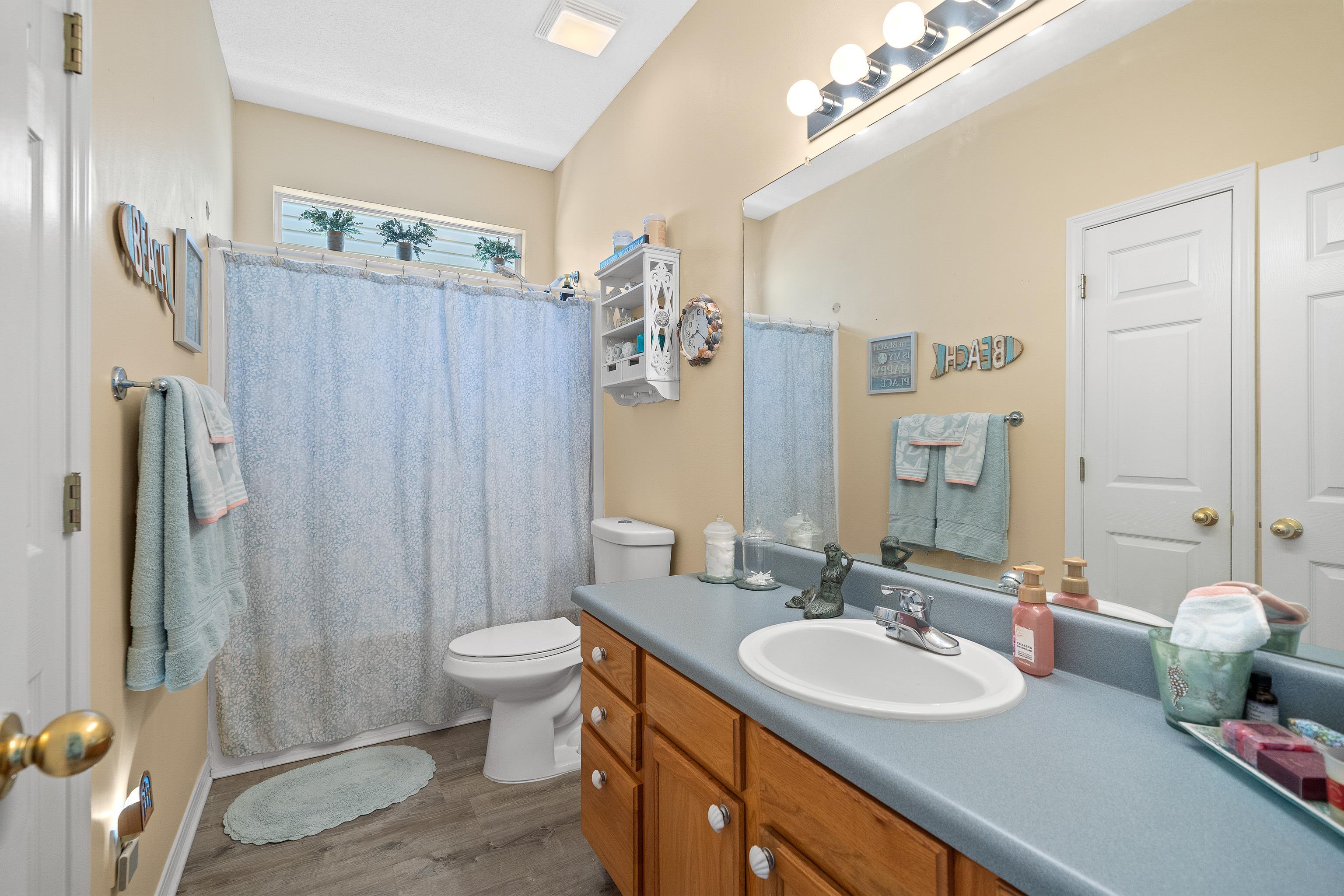 2651 South Juniper Street, Unit 800 Foley, AL 36535 - Photo 17 of 23 Bathroom