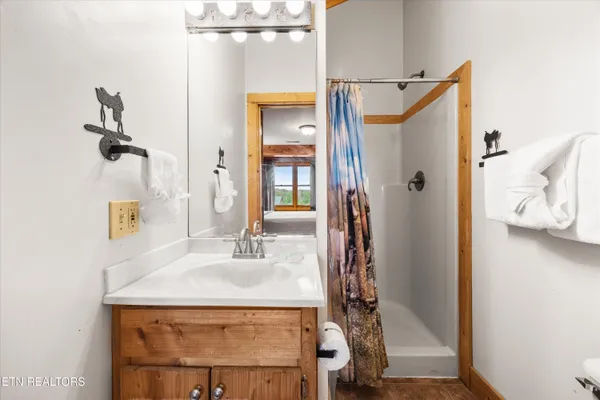 $1,099,000 | 2818 Seth Road, Pigeon Forge, TN 37863