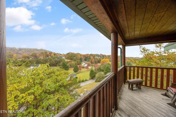 $1,099,000 | 2818 Seth Road, Pigeon Forge, TN 37863